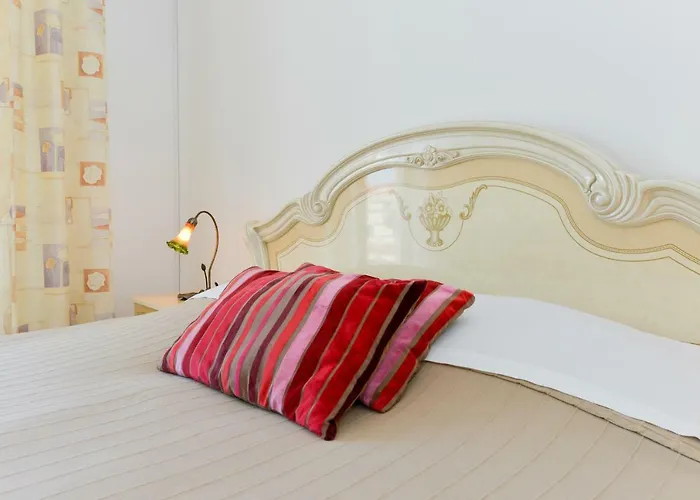 Mandic With Parking Lejlighed *