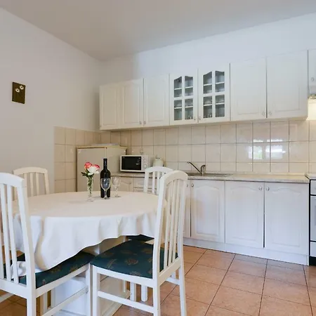 Apartman Mandic With Parking Zadar